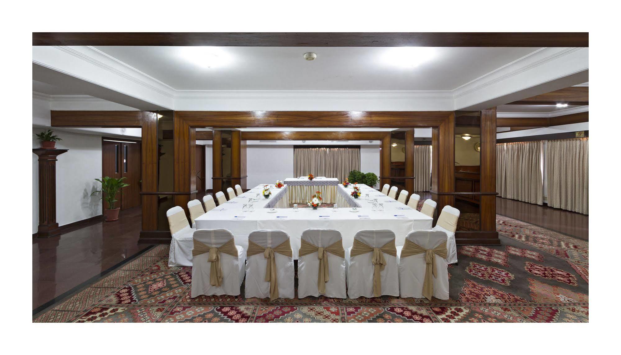 Jehan Numa Palace Hotel Бхопал Екстер'єр фото